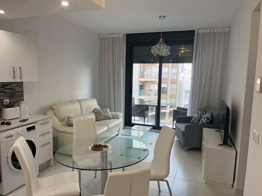 Calpe Beach I Apartments - 3