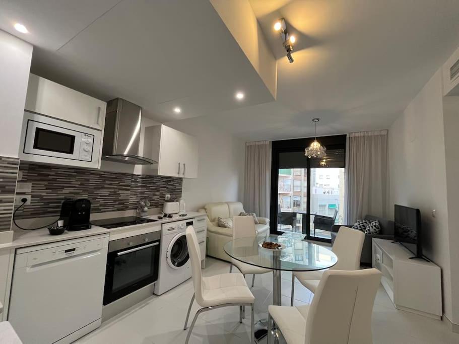 Calpe Beach I Apartments - 5