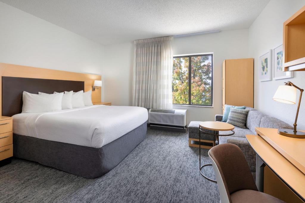 TownePlace Suites York photo