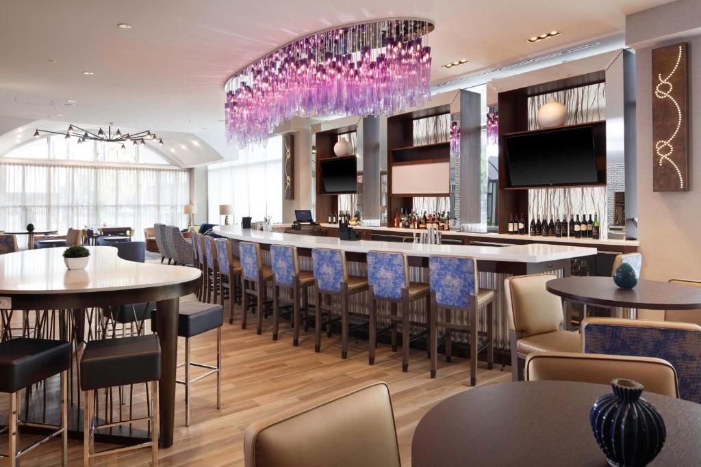 SpringHill Suites New Orleans Downtown/Canal Street photo