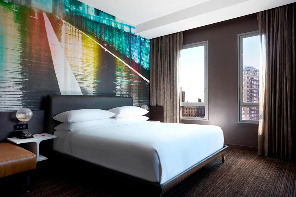 New York New York Marriott at the Brooklyn Bridge Additional