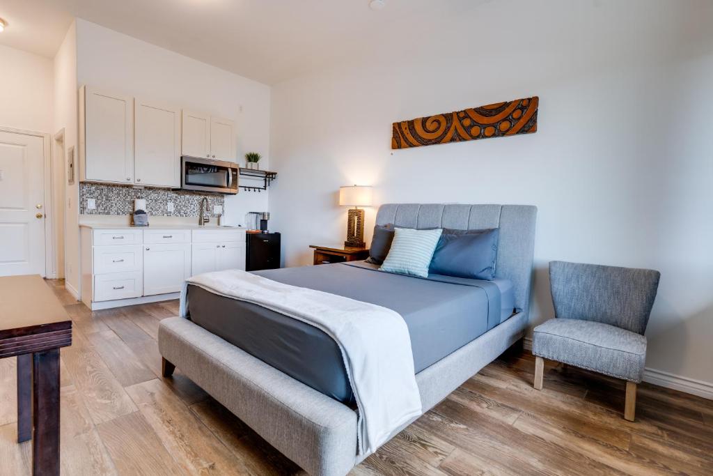 Unit 6 Maui Ohana Modern Studio, Wailuku