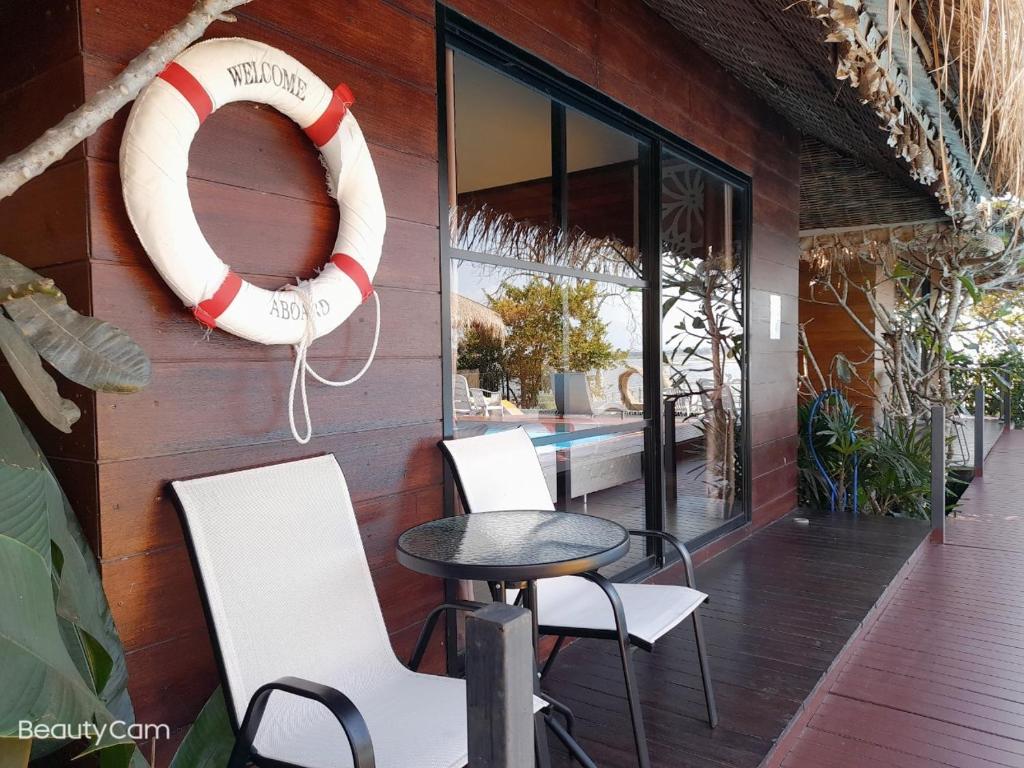 ระเบียง/ชานเรือน