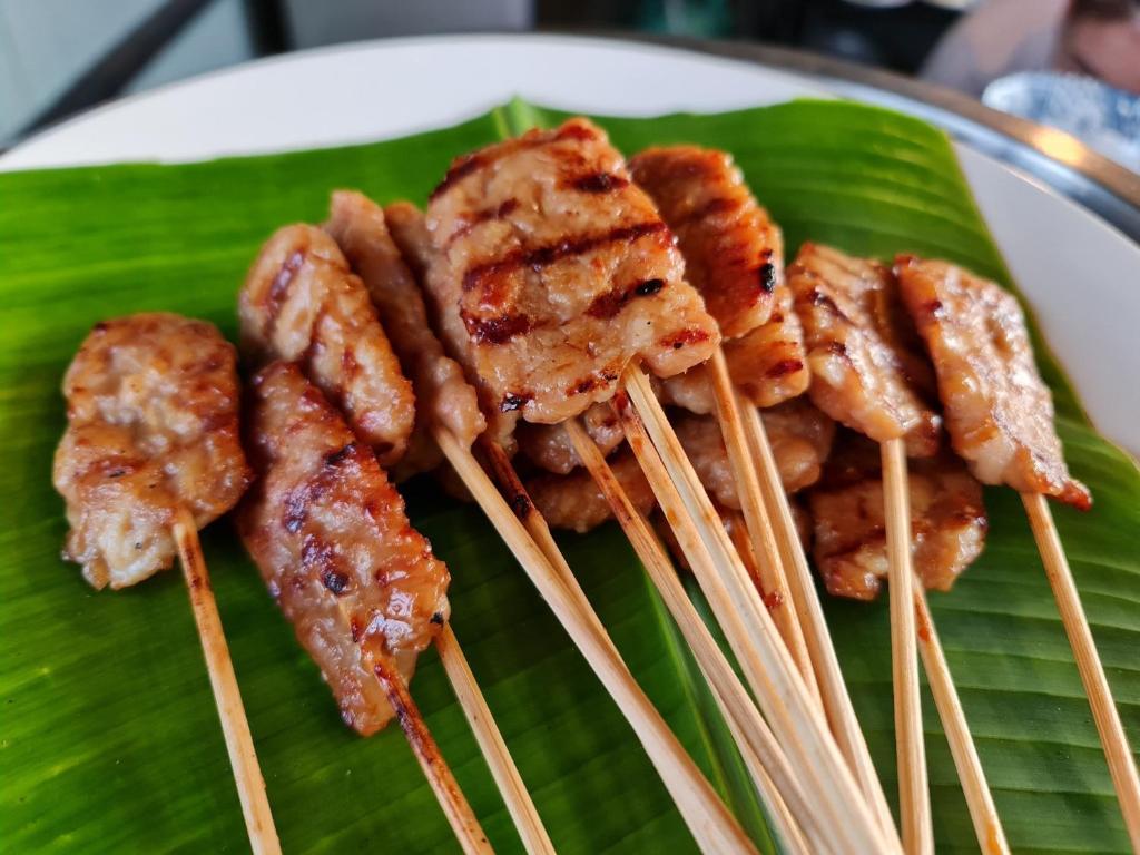 อาหารและเครื่องดื่ม