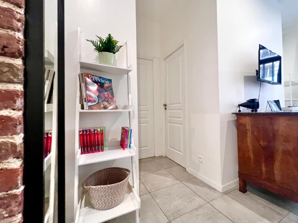 Rare! private garden in Paris, close to Sacre Coeur Basilica! - 3