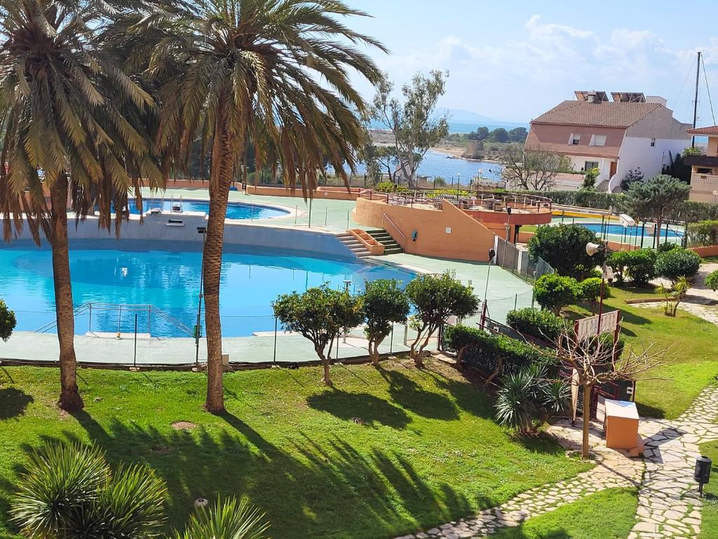 2 ch 2 SDB Piscines Terrasse Clim Wifi - 3