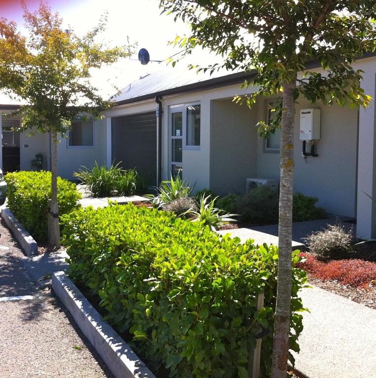 Darfield Motel photo