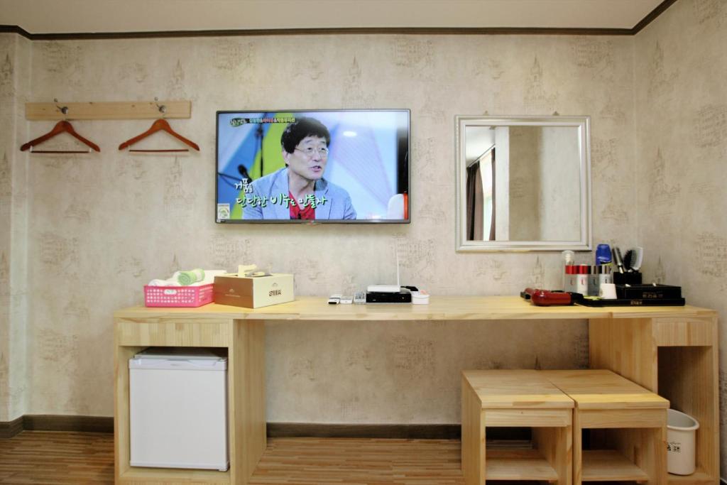 Traum Hotel and Condo photo
