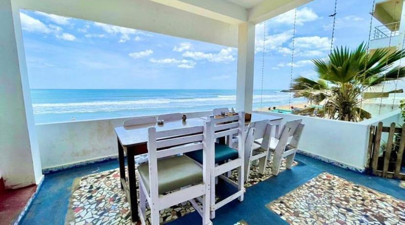 Hotel Flip Flops Beach Shack & Cafe photo