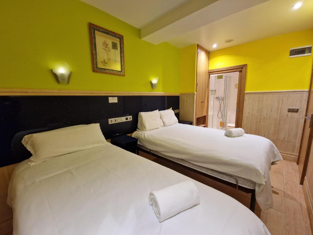Pension Izar Bat Guesthouse - Self Check-in - 1