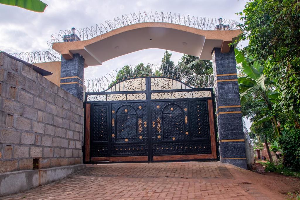 Gracieus Residences, Kampala