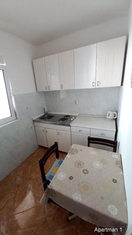 Apartments Dikan - 4