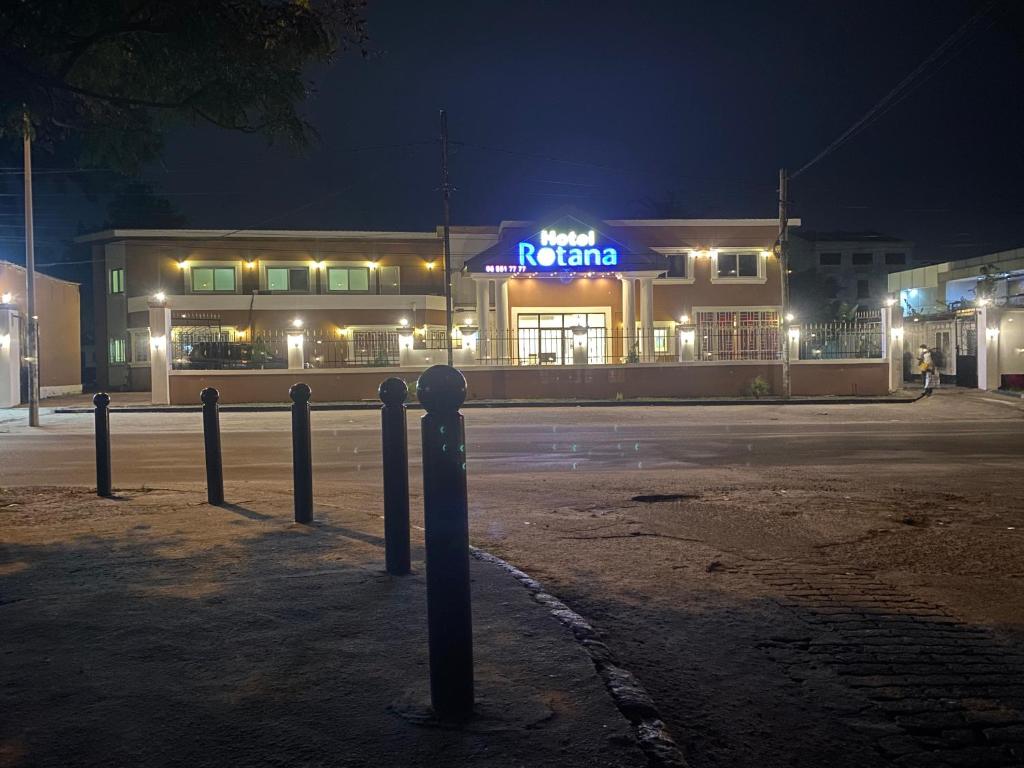 Hotel rotana