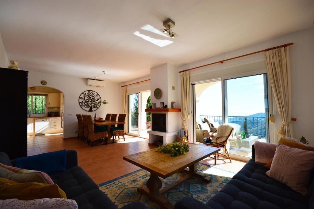 Casa Amarilla, Frigiliana Luxury Country villa with pool and parking HansOnHoliday Rentals - 5