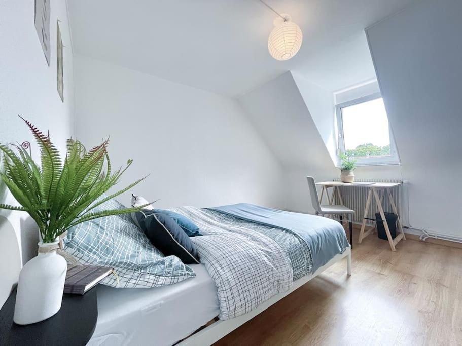 Loisirs travail, court, long séjour, idéalement situé, 2 chambres en enfilade, parking gratuit - 3
