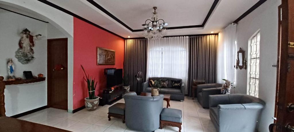 Aguluz Homestay photo