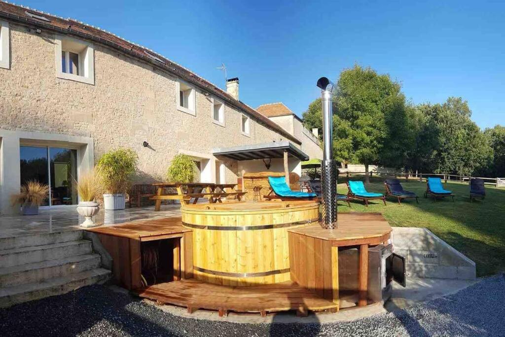 Le Colombier, Maison de 300m2 avec bain nordique