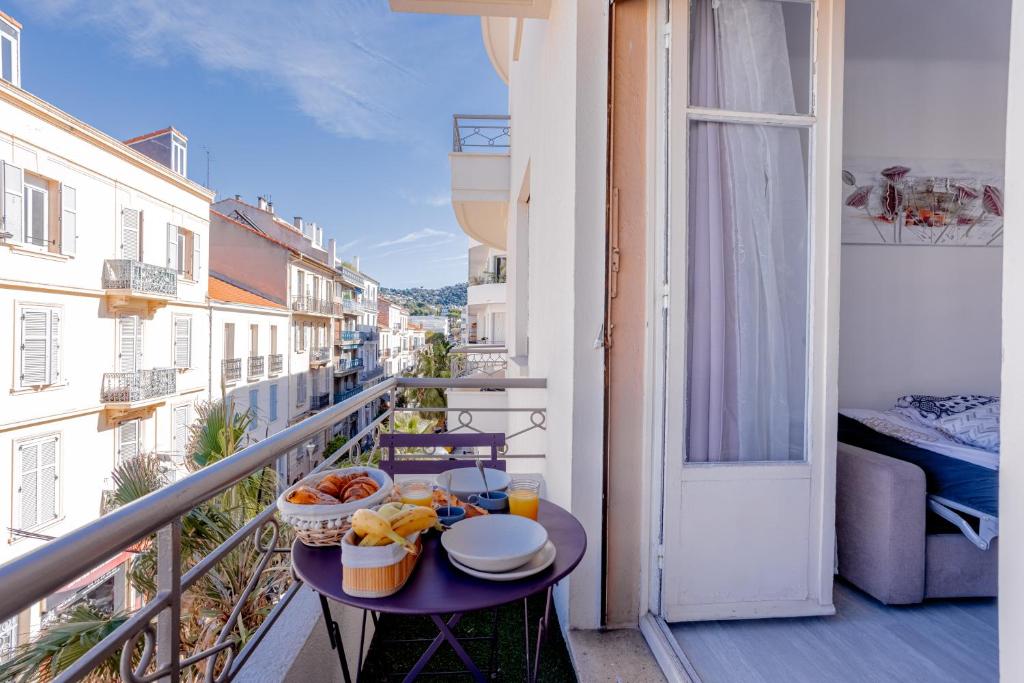 Cannes centre apartment with a balcony - 3