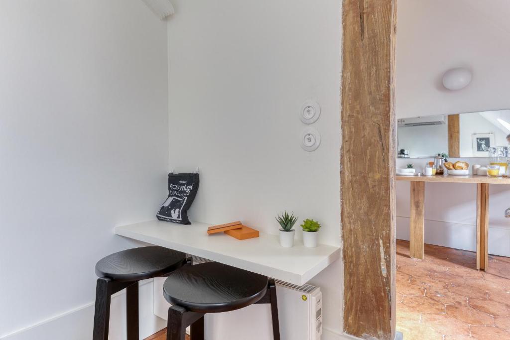 Studio Cocoon with View in the Heart of Paris 09 - 5
