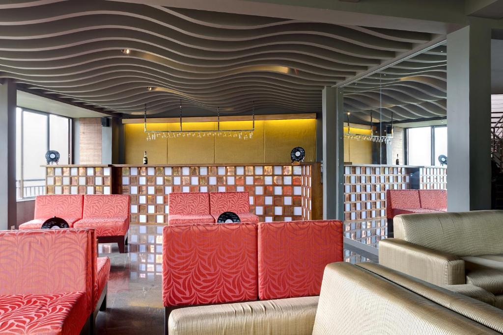 フロント・ロビー