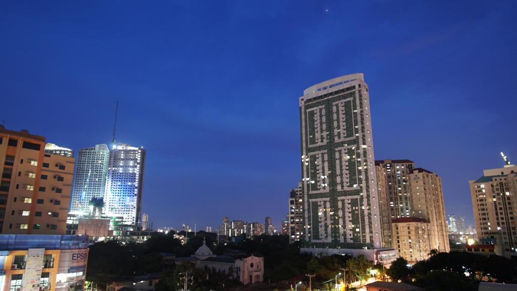 Gilmore Tower Suites By SMS Hospitality Hotel (Quezon City) Deals