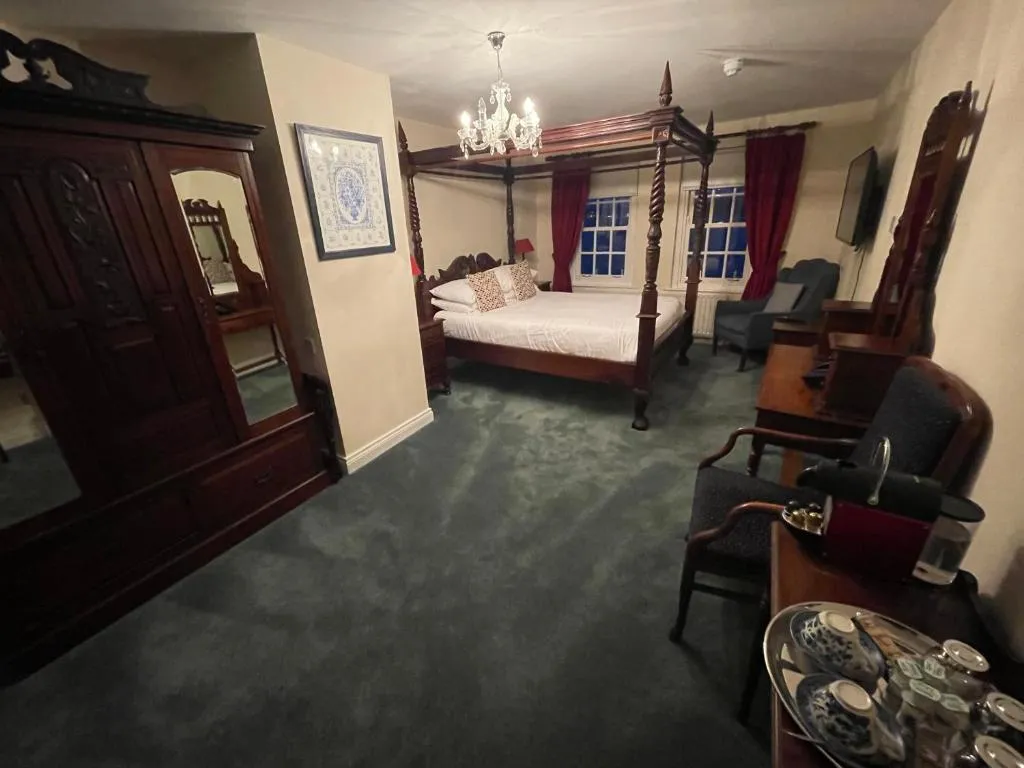 The Portaferry Hotel, hotel in Portaferry