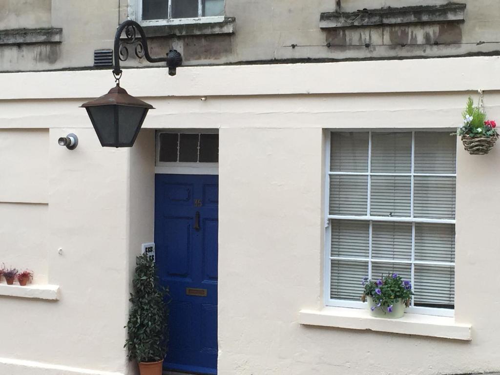 Georgian city apartment @ Thomas Street photo