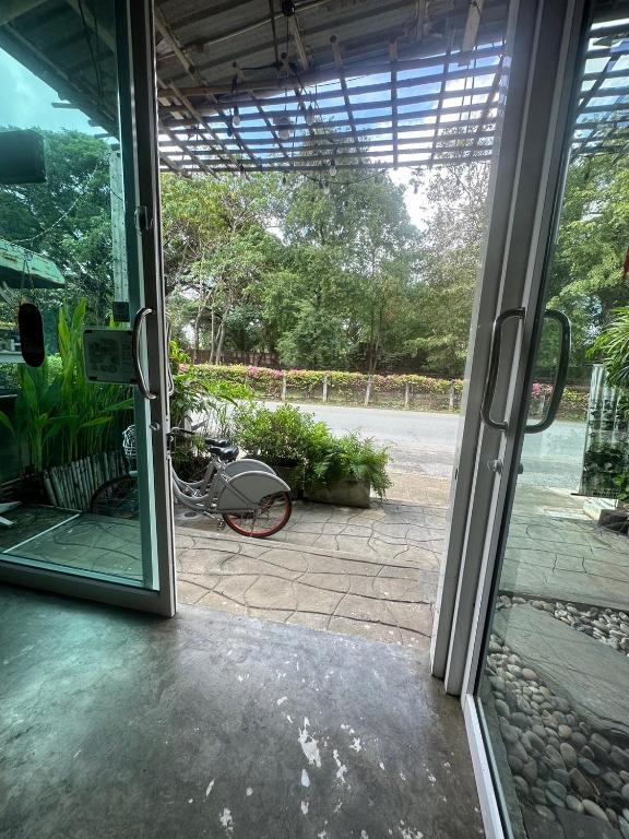 Une Jai Place เรือนอุ่นใจ photo