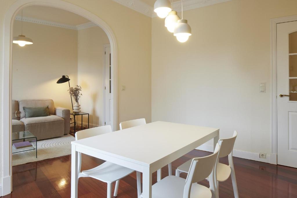 Zinema - Basque Stay - 5