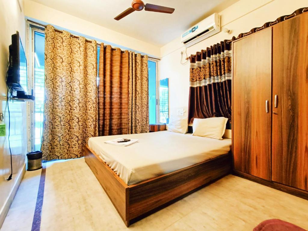 Filoxenia Hospitality near Tata Medical Centre photo