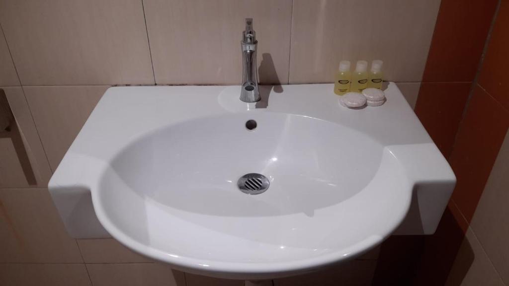 Baron Waterfront Hotel photo