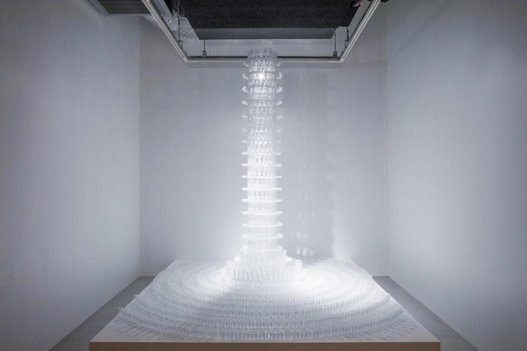 Shared lounge/TV area