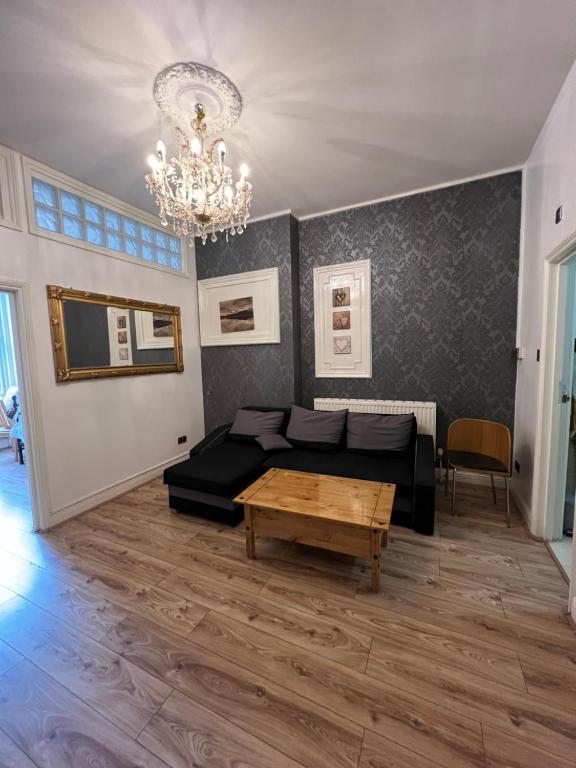 Comfy Apartments - Finchley Road photo