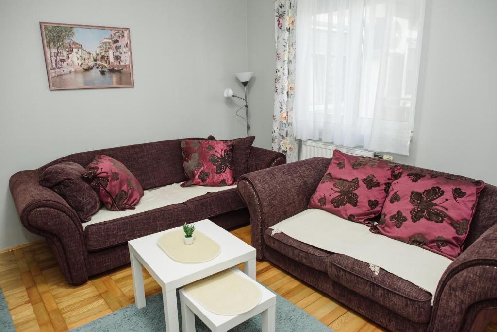 ĐILL 2 APARTMANTS, Subotica