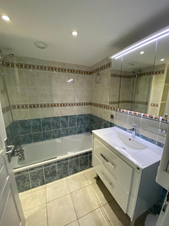 Appartement VAIANA avec piscine en bord de mer - 3