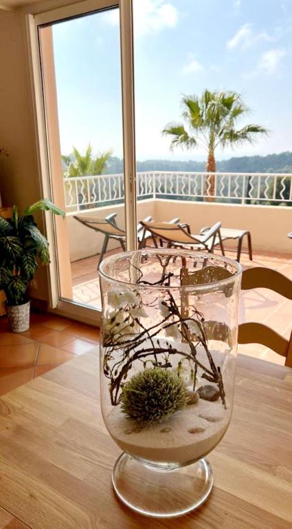 HAMEAU DES AMANDIERS VUE MER - PISCINE, GOLF et TENNIS PRIVE - 5