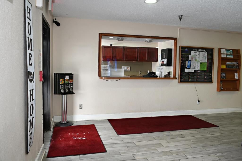 Hibbing Inn & Suites photo