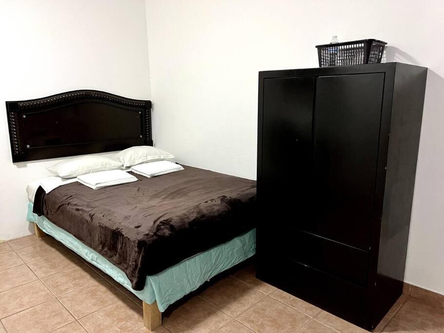 Studio in excellent location - 2