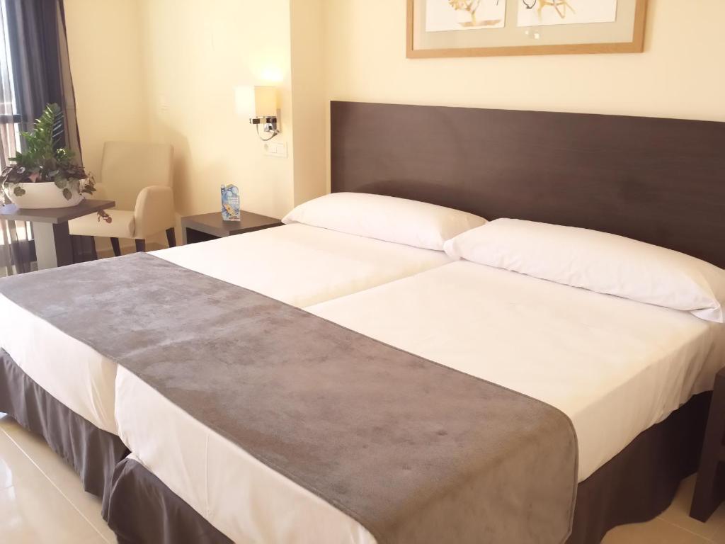 Hotel Adaria Vera — Vera, Andalusia