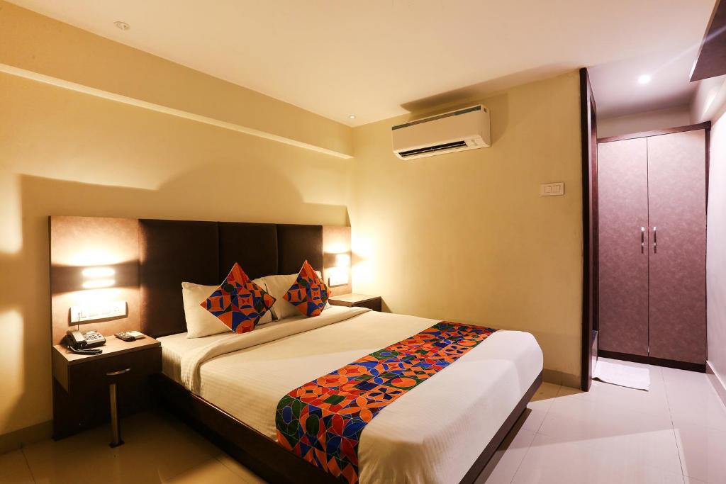 Via West inn - Nr Mumbai International Airport, Bombaj