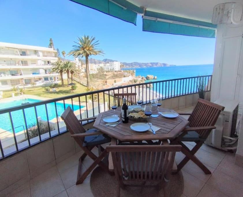 Central 2 bedroom with sea views, Acapulco Playa, Nerja - 1