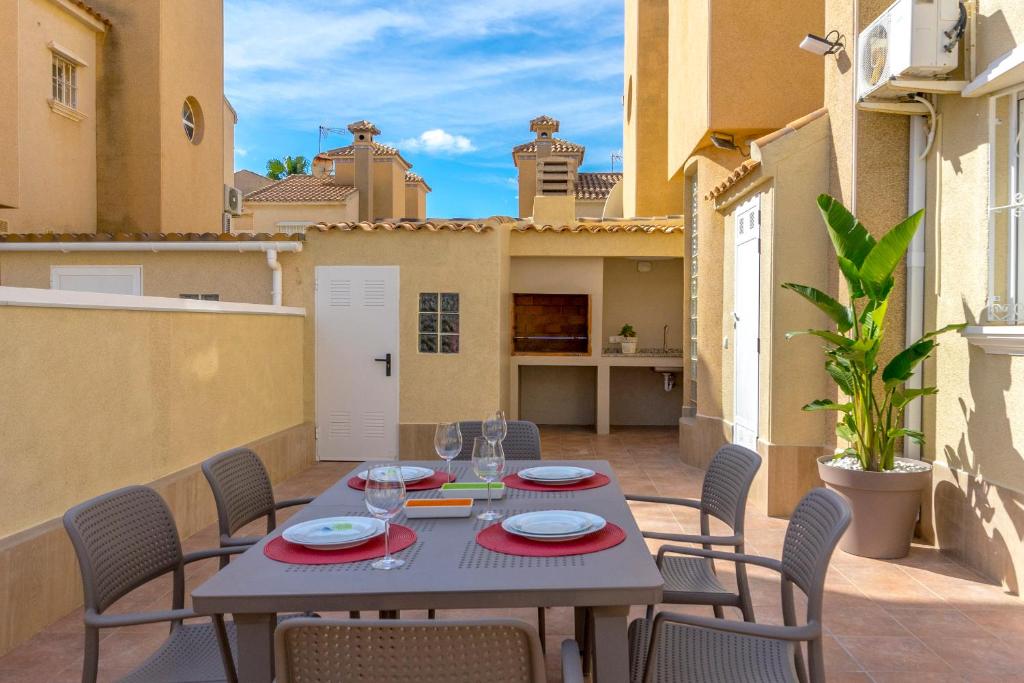 Villa Reformada en Residencial Orihuela Costa - 5