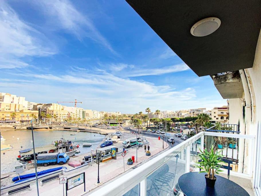 Seaside Serenity 2 on Skala's Seafront - By Solea Holiday Homes, Marsaskala