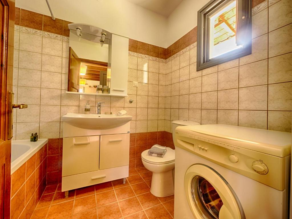 Cozy Family Friendly Apartment with large garden close to beaches - Dirella photo