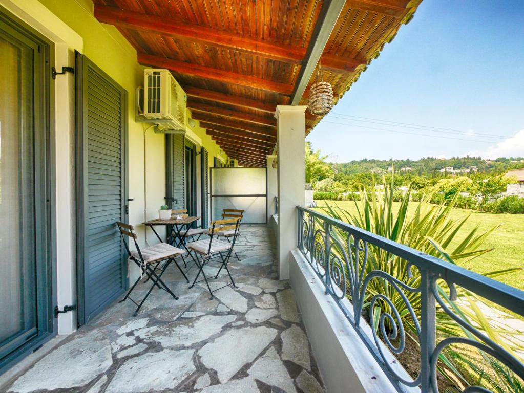 Cozy Family Friendly Apartment with large garden close to beaches - Dirella photo