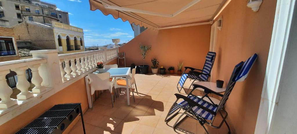 trc1, espectacular casa de pueblo en travesía colón, Villajoyosa