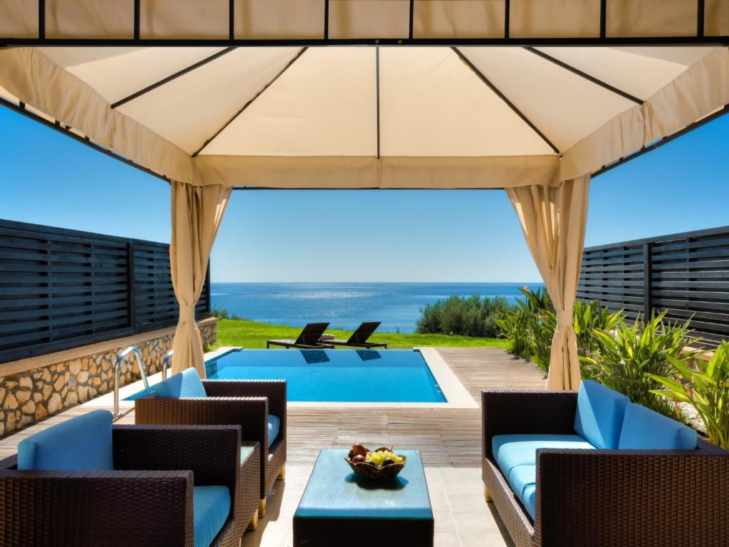 Al Mare Villas photo