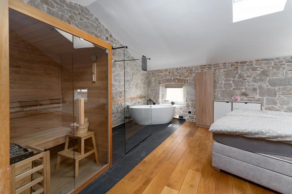 Apartments Casanova — Hotel in Vrsar