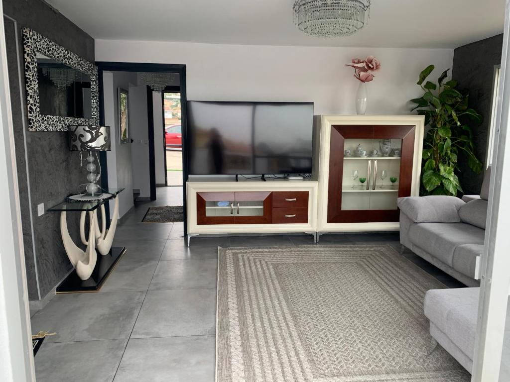 Chalet Jamaica 2 - 4