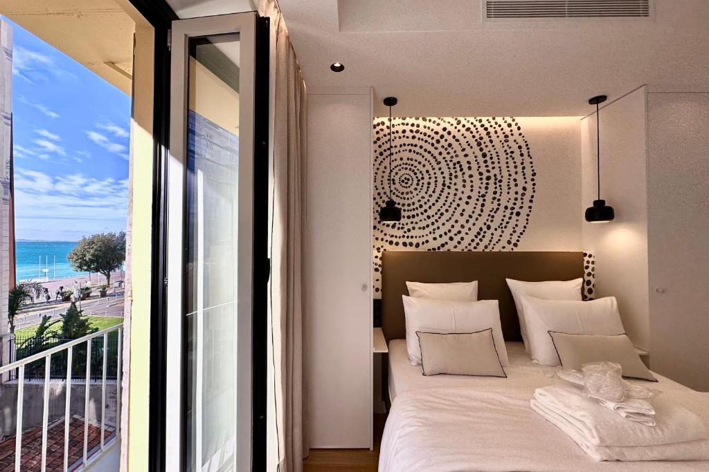 OPERA PROMENADE 4 Renovated 3 Bedrooms Balcony Sea View AC - 5